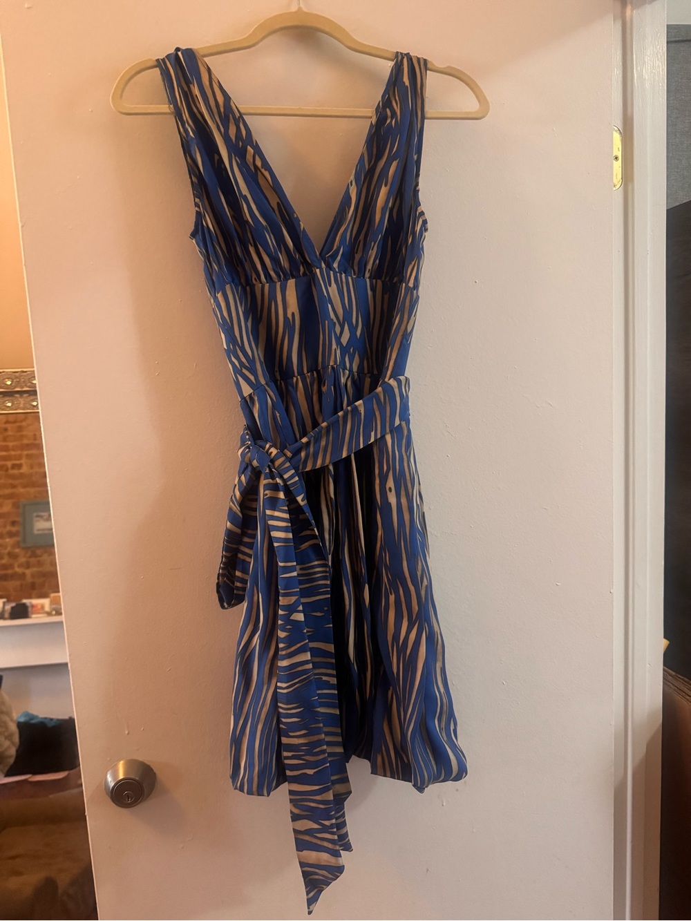Rachel Zoe Blue & Cream V-Neck Midi Wrap Dress with Tie Waist